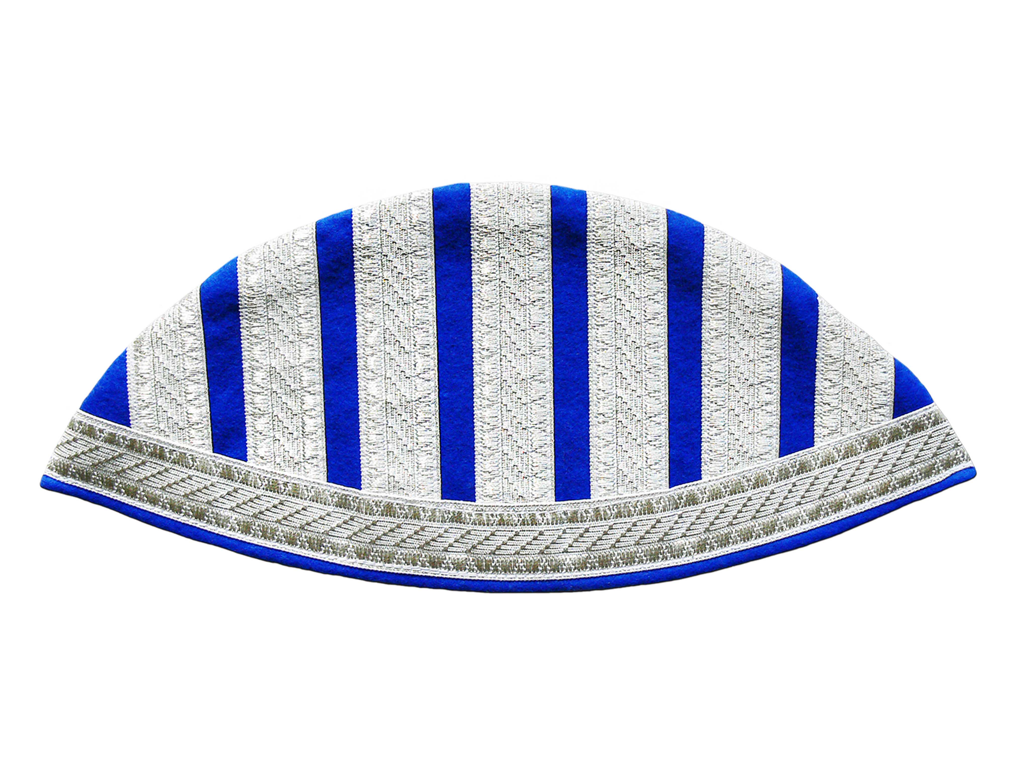 1-47-120-833-4400-0104 Silver-colored braid on medium blue felt 1-47-120-833-4400-0104 Silver-colored braid on medium blue felt