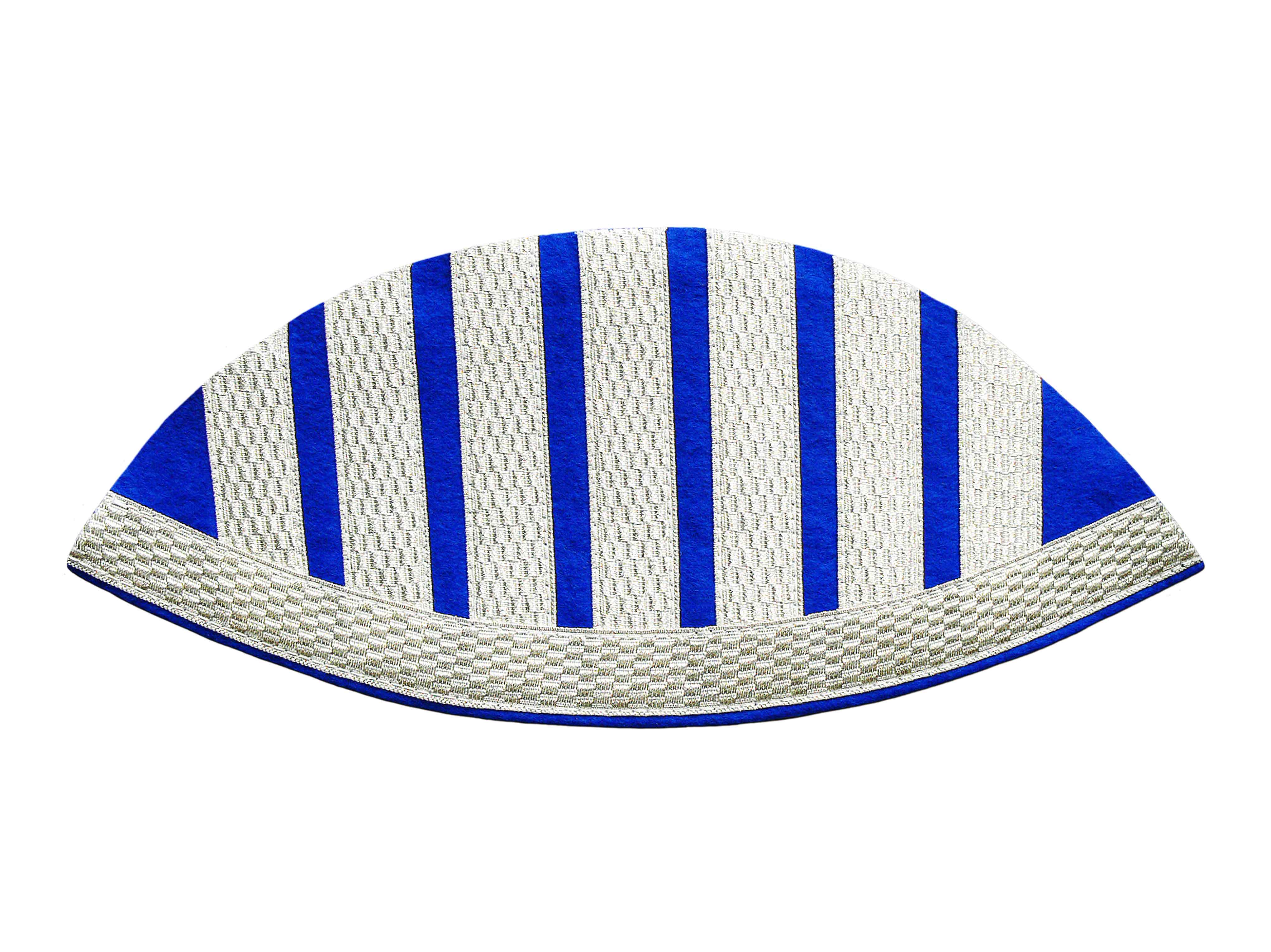 1-47-150-831-4400-0104 Braid silver-colored on felt medium blue 1-47-150-831-4400-0104 Braid silver-colored on felt medium blue